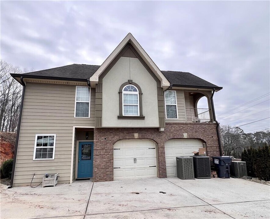 4236 E Cherokee Dr in Canton, GA - Building Photo