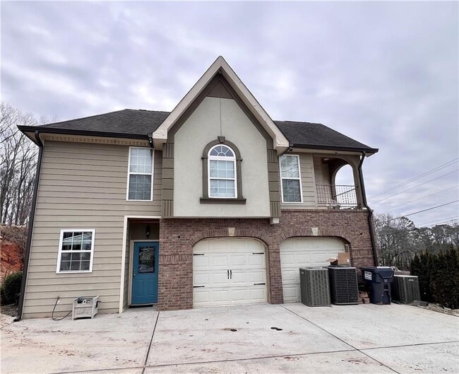 property at 4236 E Cherokee Dr