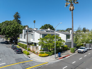 Palm Court in San Mateo, CA - Building Photo - Building Photo