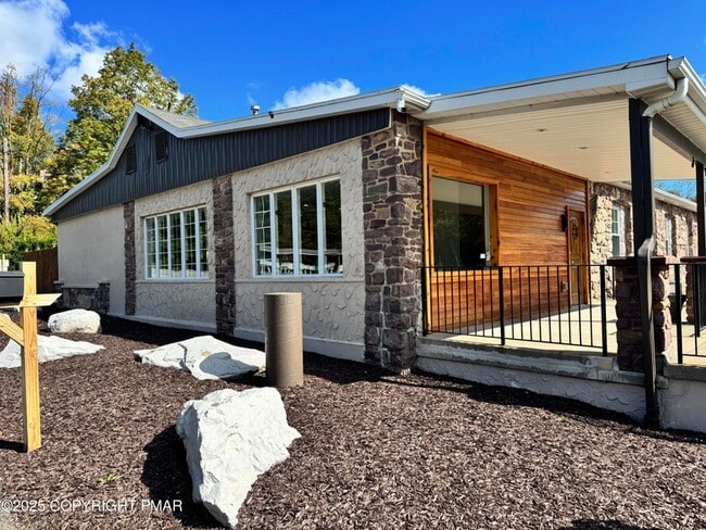 property at 3884 PA-115