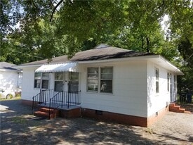 200 Post Ave in Fayetteville, NC - Building Photo