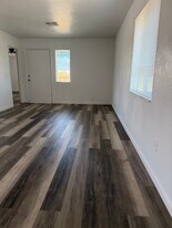 220 W 9th St in Florence, AZ - Building Photo