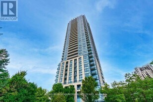 181 Wynford Dr in Toronto, ON - Building Photo