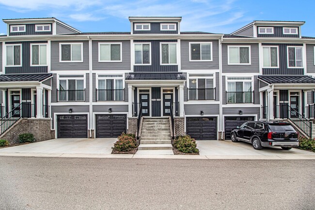 property at 2719 Bristol Rdg Dr