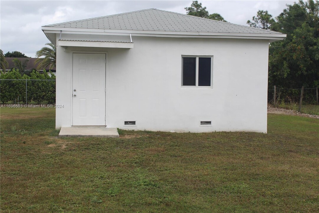 19879 SW 328th St in Homestead, FL - Building Photo