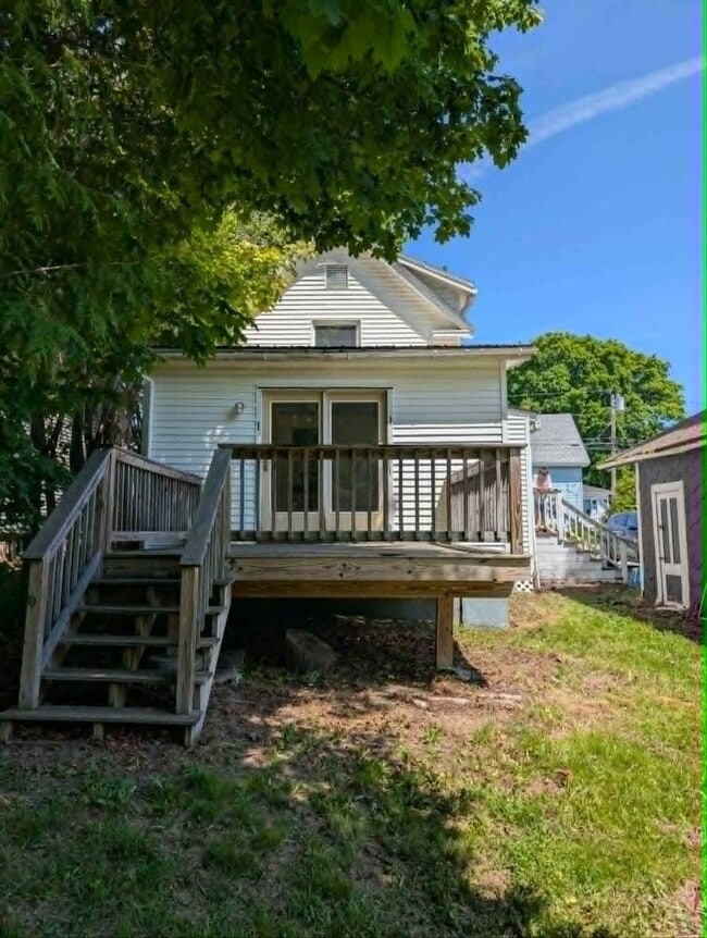 property at 21 Elm St