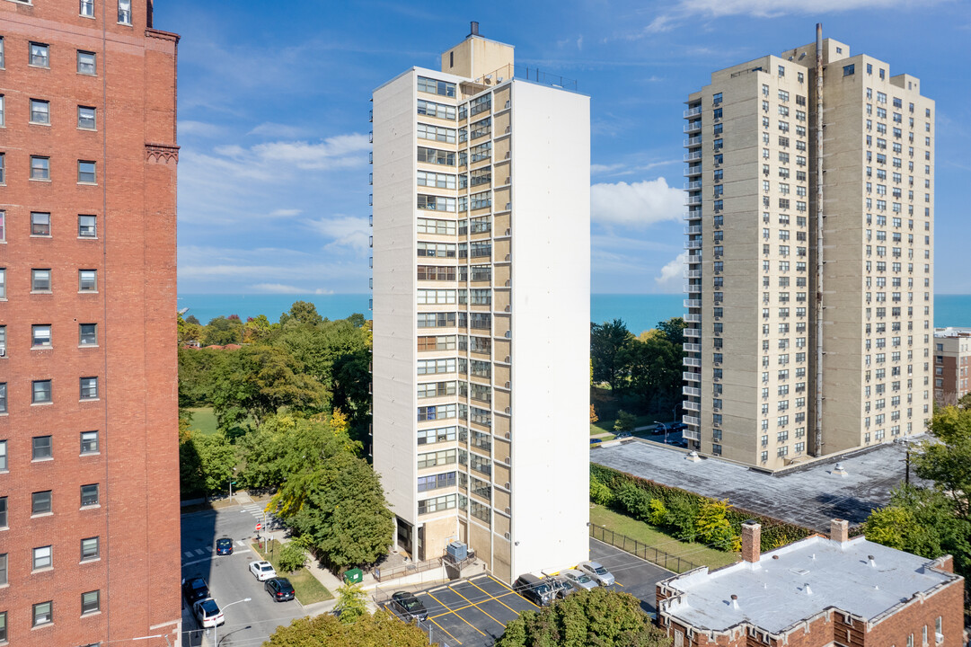 Parkland Condominiums in Chicago, IL - Building Photo