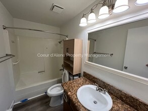 14872 N Ohio St in Rathdrum, ID - Building Photo - Building Photo