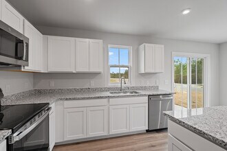 1554 Sayer Rd NE in Bolivia, NC - Building Photo - Building Photo