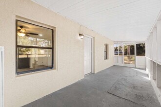 11030 SE Maricamp Rd in Ocala, FL - Building Photo - Building Photo