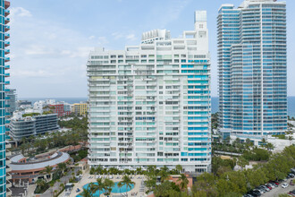 South Pointe Tower in Miami Beach, FL - Building Photo - Building Photo