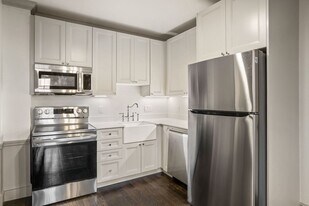 9 Dana St in Cambridge, MA - Building Photo