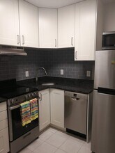 1435 4th St SW, Unit B317 in Washington, DC - Foto de edificio - Building Photo