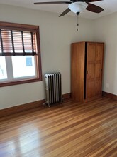 66 Gale St, Unit Spacious 2 bedroom in Malden, MA - Foto de edificio - Building Photo