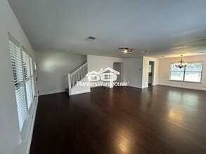 1305 Bradbury Ln in Austin, TX - Building Photo - Building Photo