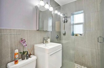 10076 E Bay Harbor Dr in Bay Harbor Islands, FL - Building Photo - Building Photo