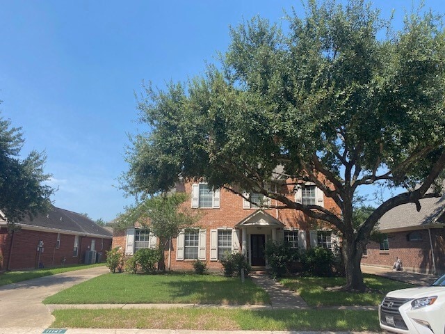 11147 Carriage Lake Dr