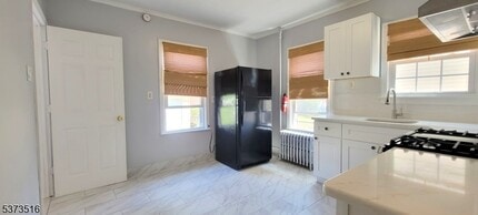 16 Van Cleve Ave in Clifton, NJ - Building Photo - Building Photo