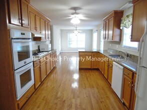 2 Autumn Creek Way in Greenville, SC - Foto de edificio - Building Photo