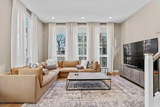 424 E North Water St in Chicago, IL - Building Photo - Building Photo