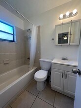 1670 Harding St in Hollywood, FL - Building Photo - Building Photo