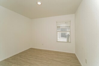 8831 Barrow Path in Converse, TX - Building Photo - Building Photo