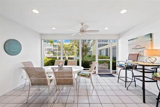 3000 NE 48th St in Fort Lauderdale, FL - Foto de edificio - Building Photo