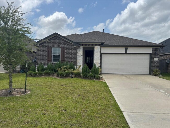 property at 17015 Westmoreland Promenade Pl