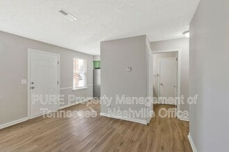 215C Prince Ave in Nashville, TN - Building Photo - Building Photo