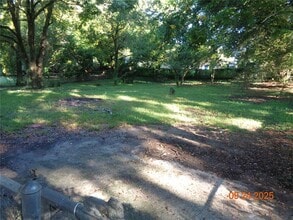 235 Lake Gertie Rd in DeLand, FL - Building Photo - Building Photo