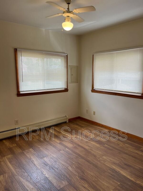 1014 Braley Rd in New Bedford, MA - Building Photo - Building Photo