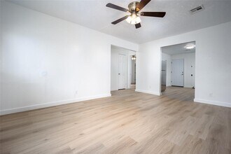 119 S Harrison Ave in Blanchard, OK - Building Photo - Building Photo