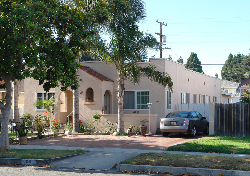 309-311 Magnolia Ave in Oxnard, CA - Foto de edificio