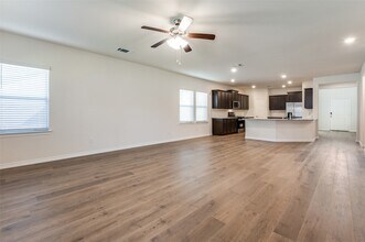 7221 Headingham Wy in McKinney, TX - Foto de edificio - Building Photo