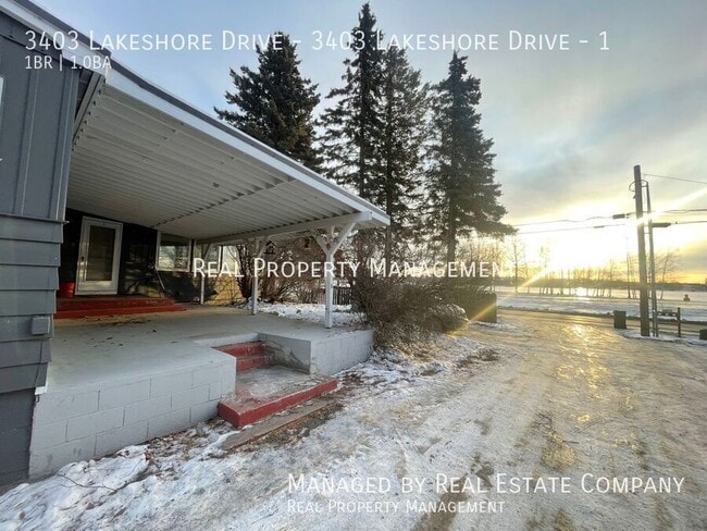 property at 3403 Lakeshore Dr