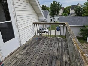 425 Monroe St in Oshkosh, WI - Building Photo - Building Photo