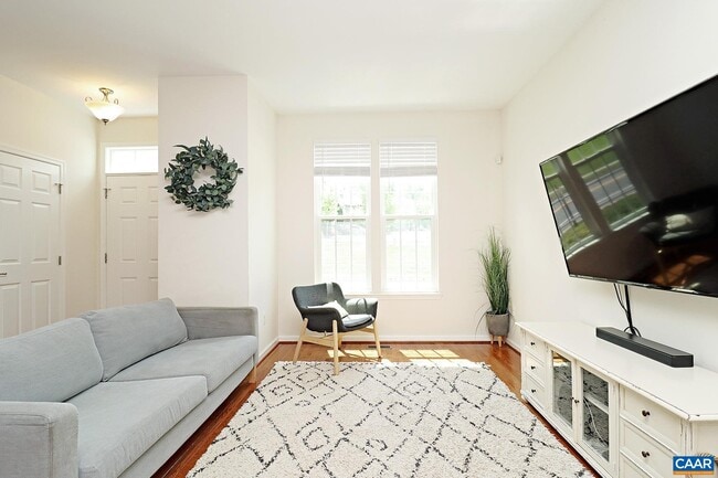 property at 1874 Verona Dr