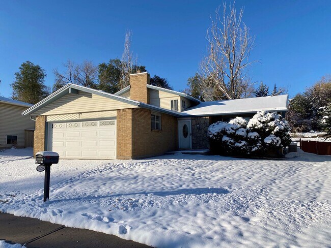 6255 S Ash Cir E in Centennial, CO - Building Photo - Building Photo