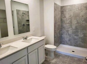 5010 Worchester Dr in Kissimmee, FL - Building Photo - Building Photo