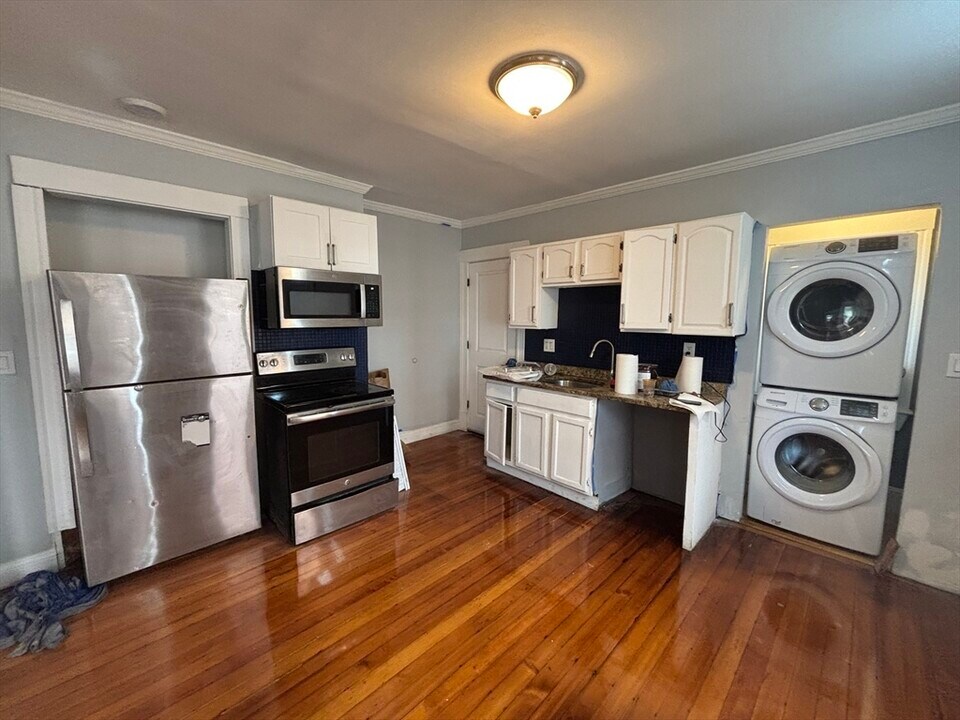 8-10 Ripley Rd in Boston, MA - Building Photo