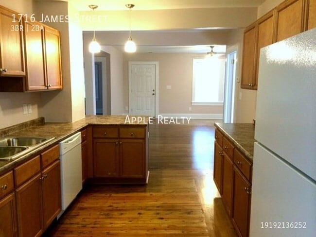 1716 James St in Durham, NC - Building Photo - Building Photo