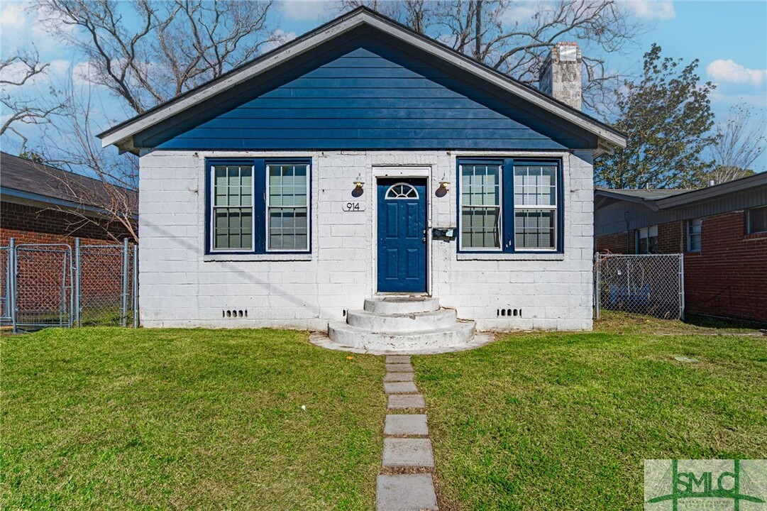 914 W 42nd St in Savannah, GA - Building Photo