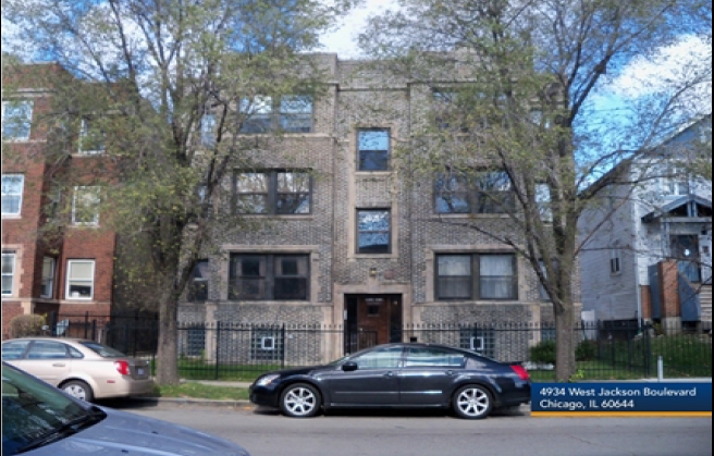 4934 W Jackson Blvd in Chicago, IL - Building Photo