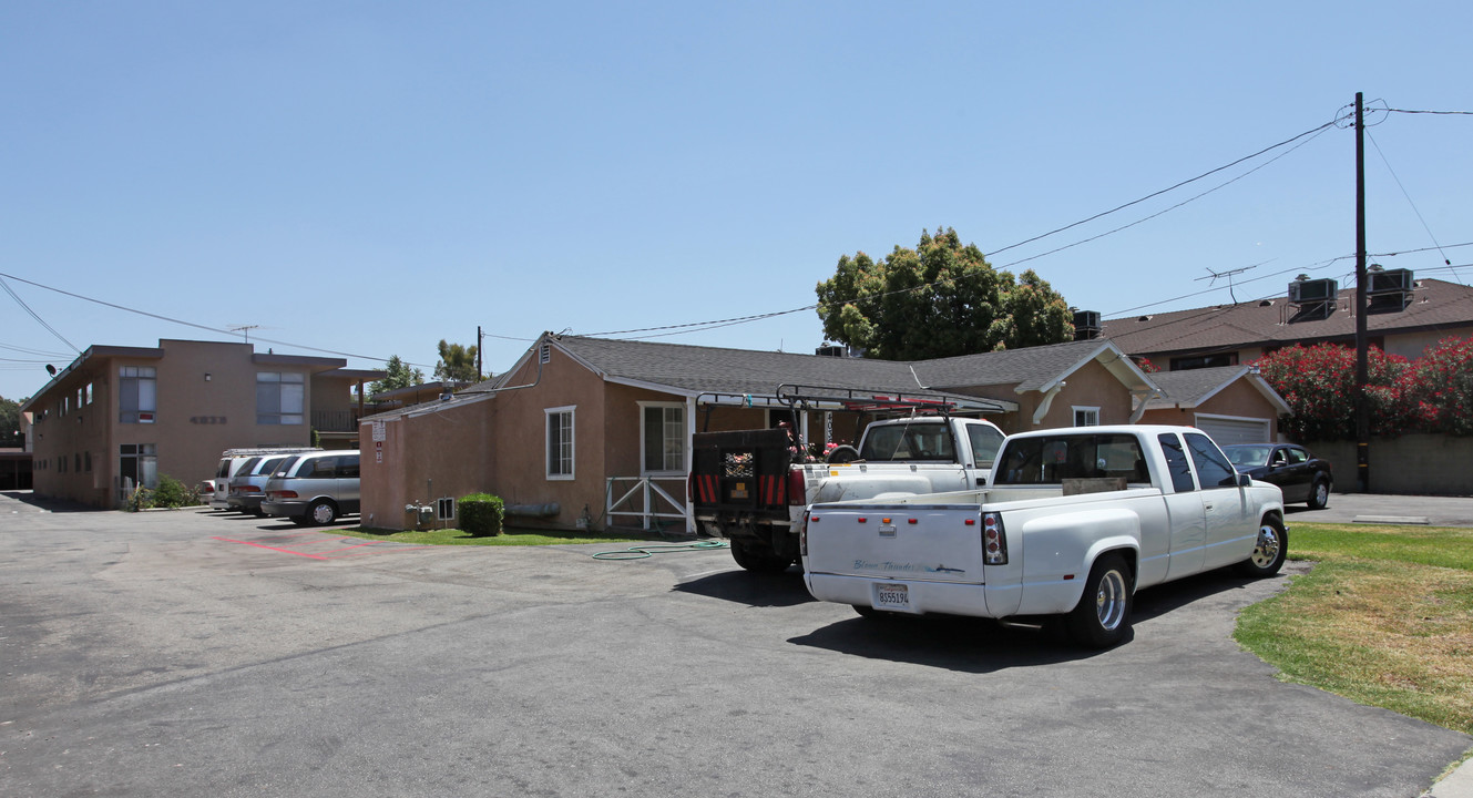 4038 Maxson Rd in El Monte, CA - Building Photo