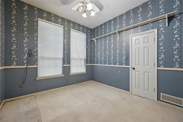 9719 Amberley Dr in Dallas, TX - Building Photo - Building Photo