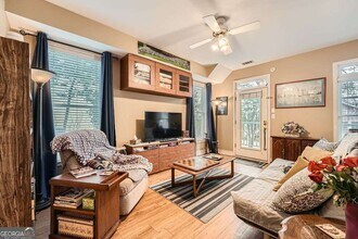 397 4th St NE in Atlanta, GA - Building Photo - Building Photo