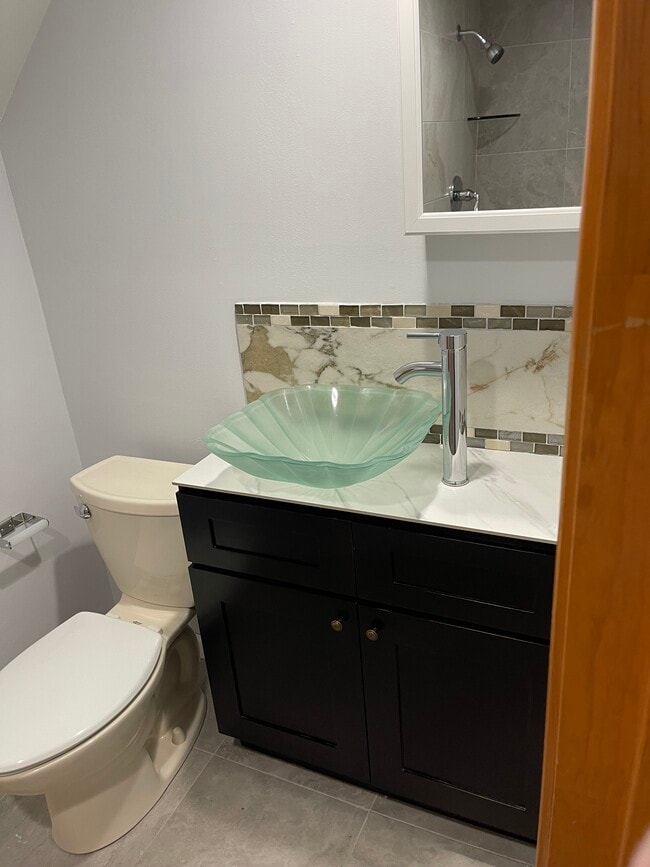 5016 Reno St in Philadelphia, PA - Foto de edificio - Building Photo