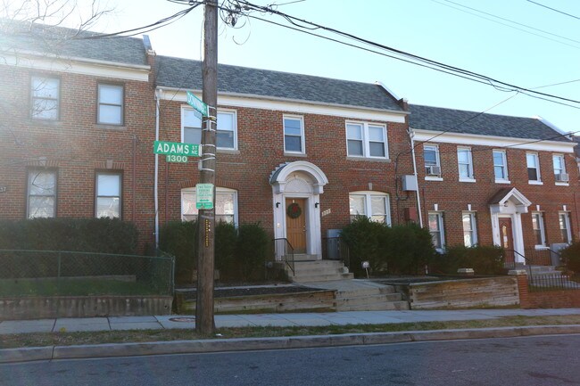 1333 Adams St NE