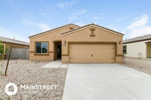 37517 W La Paz St in Maricopa, AZ - Building Photo