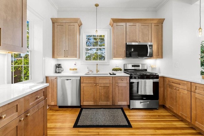 508 Charles St in Providence, RI - Building Photo - Building Photo